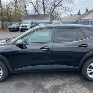 CHEVROLET TRAX LS - 4