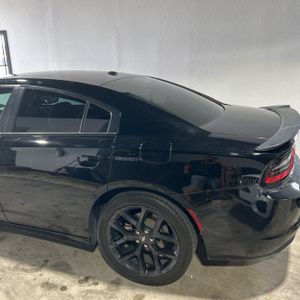 صورة 5 لـ 2021 Dodge CHARGER SXT