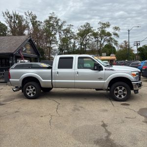 FORD F-350 SUPER DUTY LARIAT - 10