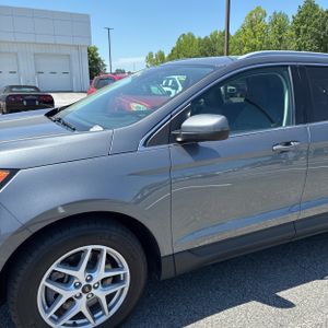 FORD EDGE SEL - 2