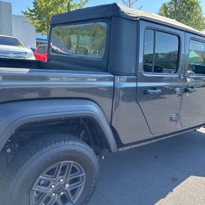 JEEP GLADIATOR SPORT - 9