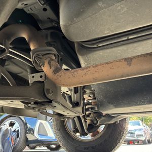 2010 FORD ESCAPE XLT 照片 30