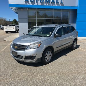 CHEVROLET TRAVERSE LS - 1