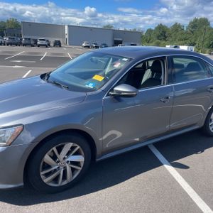 صورة 2 لـ 2018 Volkswagen PASSAT 2.0T SE
