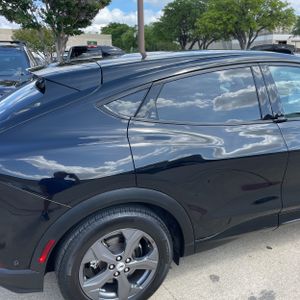 FORD MUSTANG MACH-E SELECT - 9