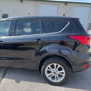 FORD ESCAPE SE - 6