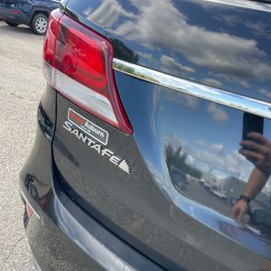 صورة 23 لـ 2017 Hyundai SANTA FE SE