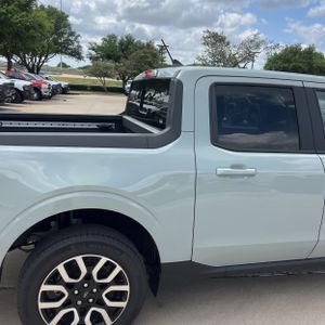 FORD MAVERICK LARIAT - 9