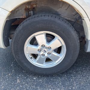 2009 FORD ESCAPE XLT photo 19