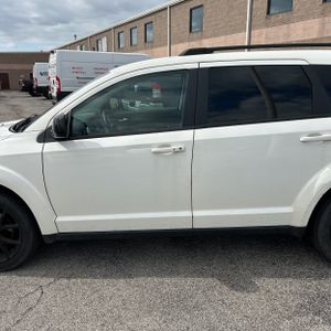 DODGE JOURNEY SXT - 4