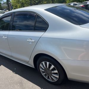 VOLKSWAGEN JETTA S - 6