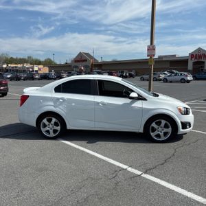 CHEVROLET SONIC LTZ AUTO - 10