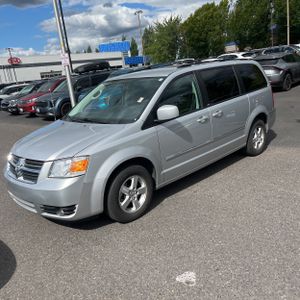 2009 Dodge GRAND CARAVAN SXT — фото 1