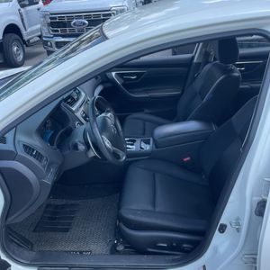 صورة 32 لـ 2016 Nissan ALTIMA 2.5 SR
