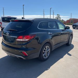 HYUNDAI SANTA FE SE - 8