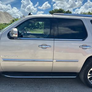 2008 Cadillac ESCALADE BASE — фото 4