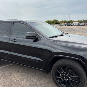 صورة 13 لـ 2020 JEEP GRAND CHEROKEE ALTITUDE