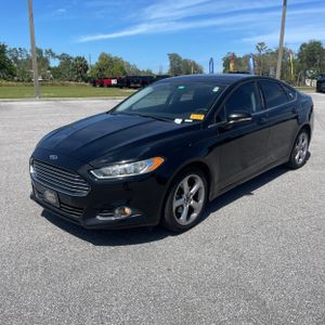FORD FUSION SE - 1