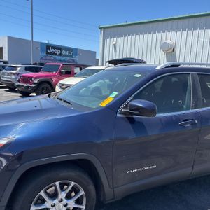 صورة 2 لـ 2015 JEEP CHEROKEE LATITUDE