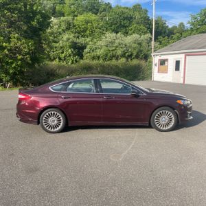 FORD FUSION TITANIUM - 10