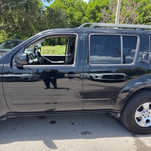 2012 Nissan PATHFINDER S 照片 4