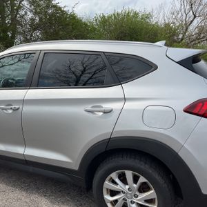 HYUNDAI TUCSON VALUE - 6