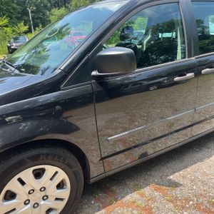 2015 Dodge GRAND CARAVAN AMERICAN VALUE PKG — фото 2