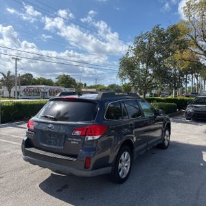 SUBARU OUTBACK 3.6R LIMITED - 8