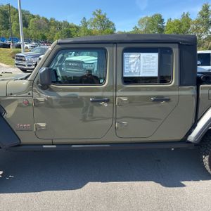 JEEP GLADIATOR MOJAVE 4X4 - 4
