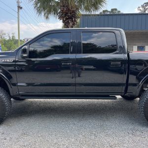 FORD F-150 LARIAT - 4