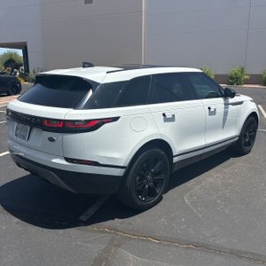 صورة 8 لـ 2023 LAND Rover RANGE ROVER VELAR P250 R-DYNAMIC S