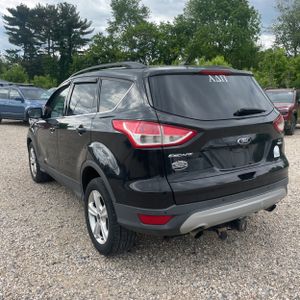 FORD ESCAPE SE - 5