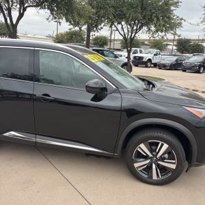 صورة مصغرة 13 لـ 2023 Nissan ROGUE SL