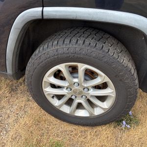 2011 JEEP GRAND CHEROKEE LIMITED — миниатюра 18
