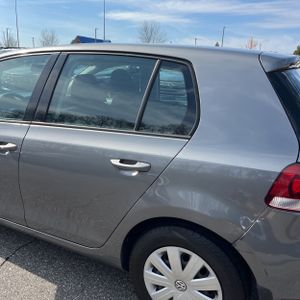 VOLKSWAGEN GOLF BASE - 6