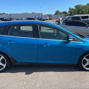 صورة مصغرة 11 لـ 2012 FORD FOCUS TITANIUM