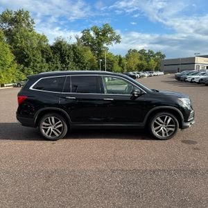 2017 Honda PILOT TOURING — фото 10