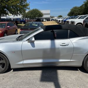 صورة 4 لـ 2017 Chevrolet CAMARO SS