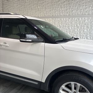 2017 FORD EXPLORER XLT — миниатюра 11