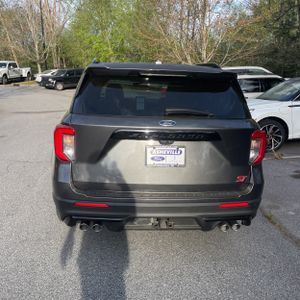 FORD EXPLORER ST - 7