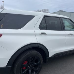 FORD EXPLORER ST - 9