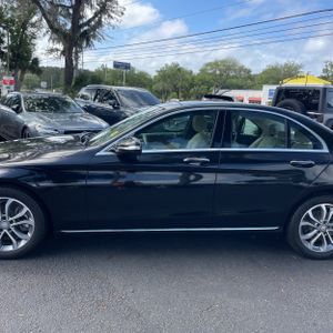 MERCEDES-BENZ C-CLASS - 4