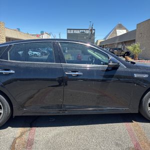 صورة مصغرة 11 لـ 2019 KIA OPTIMA EX