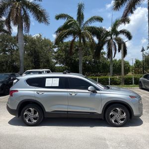 صورة 10 لـ 2023 Hyundai SANTA FE SEL