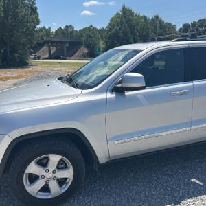 2012 JEEP GRAND CHEROKEE LAREDO 照片 2