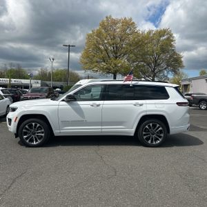 JEEP GRAND CHEROKEE L OVERLAND - 3