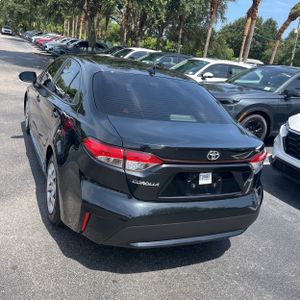 2020 Toyota COROLLA LE photo 5