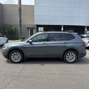 VOLKSWAGEN TIGUAN S - 3