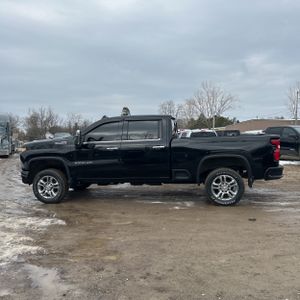 Chevrolet Silverado 2500HD High Country - 3