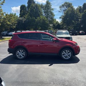 2015 Toyota RAV4 LIMITED — фото 10